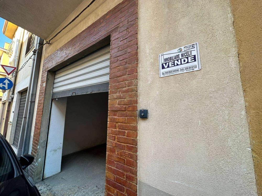 magazzino-laboratorio in vendita a Ribera