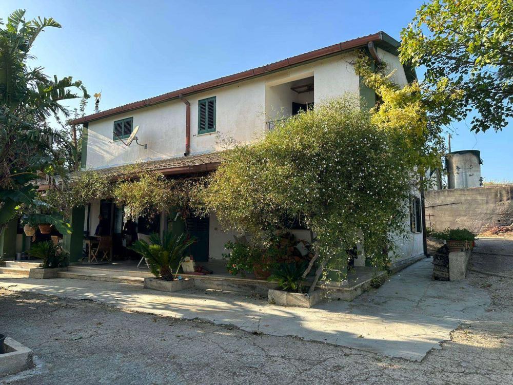 villa indipendente in vendita a Ribera