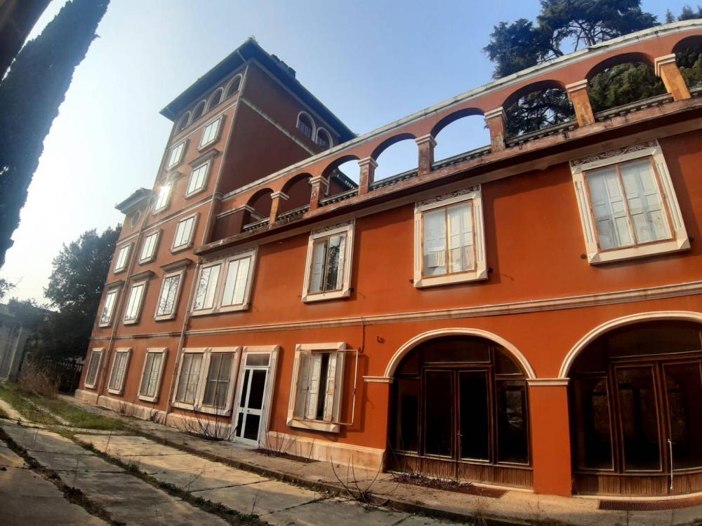 Foto - Casa colonica plurilocale in vendita a SCLAUNICCO