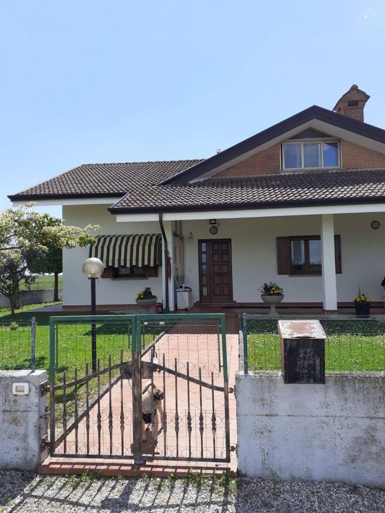 villa in vendita a Piancada