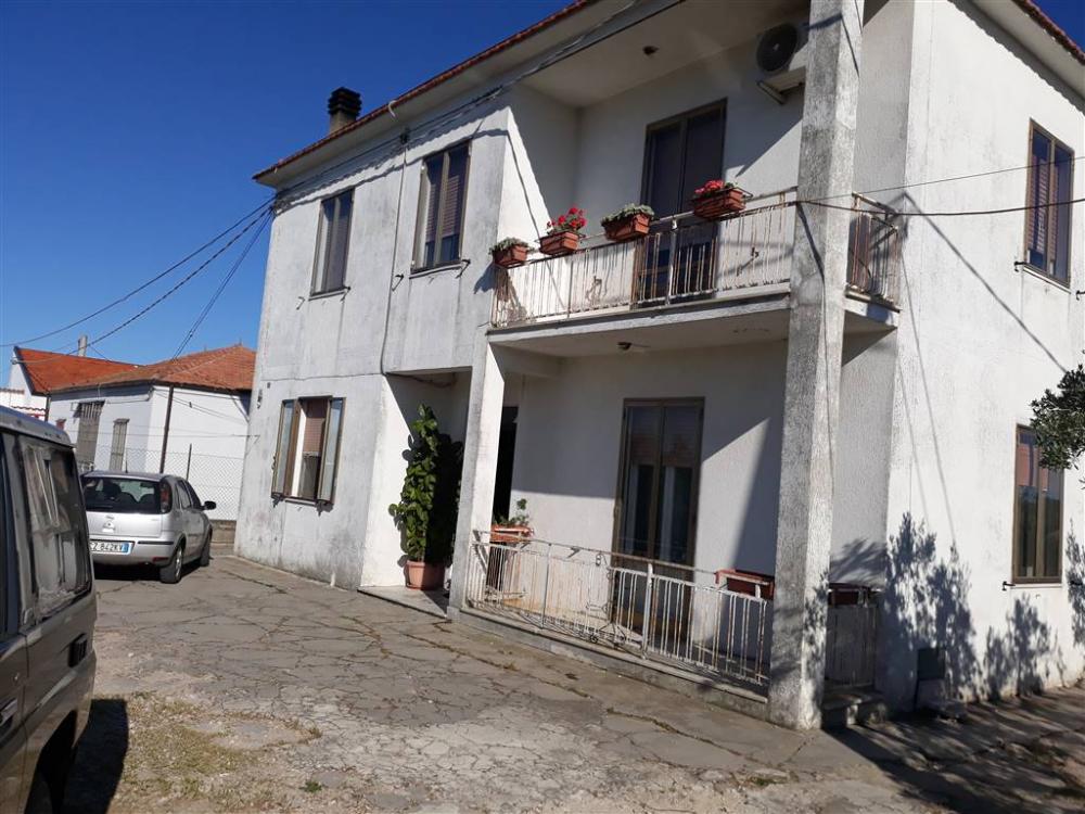 Foto esterno - Casa plurilocale in vendita a PAGLIARELLI