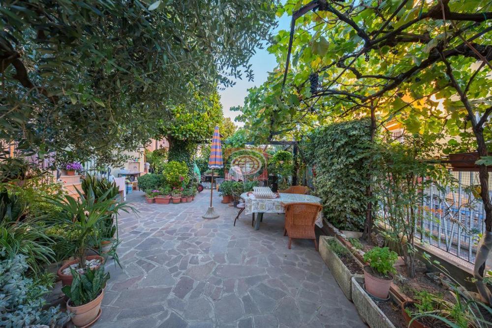 casa indipendente in vendita a Cesena in zona Torre del Moro