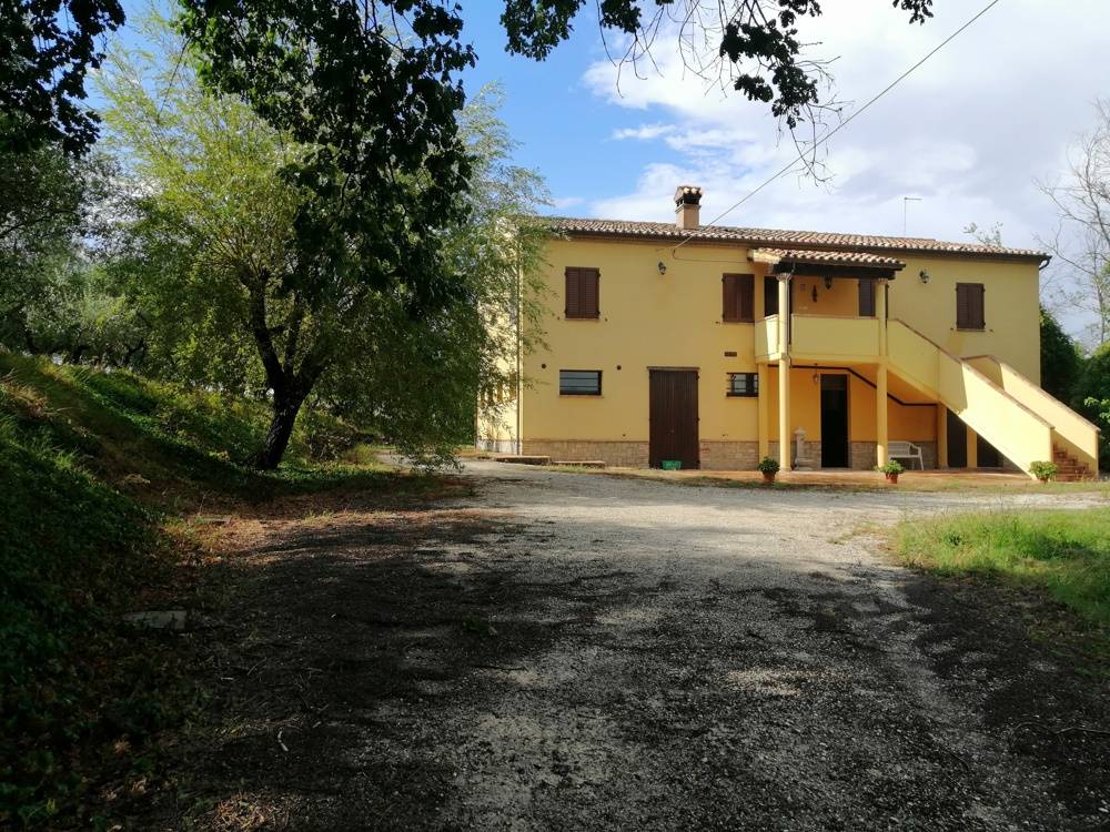 Villa plurilocale in vendita a Castelplanio - Villa plurilocale in vendita a Castelplanio