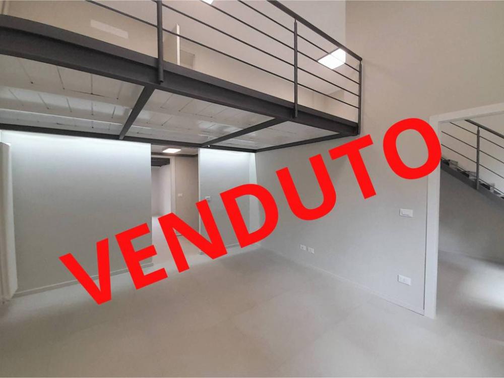 115ac47a188c2b859ae46393323a73f9 - Appartamento quadrilocale in vendita a Torino