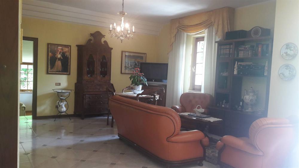 Foto - Casa plurilocale in vendita a PIANE DI MORO