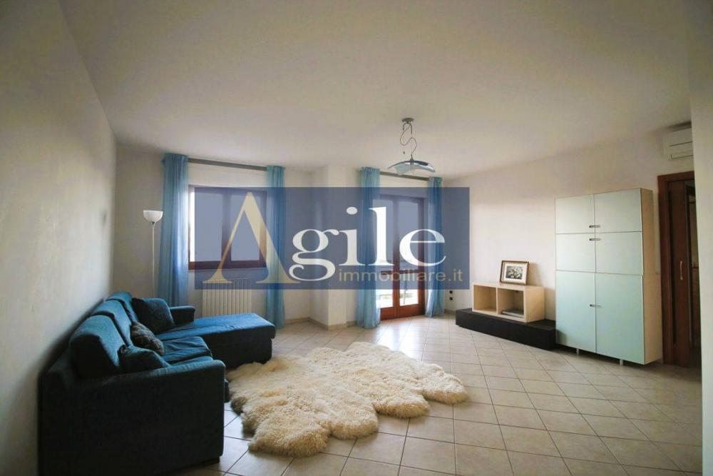 Appartamento plurilocale in vendita a Grottammare - Appartamento plurilocale in vendita a Grottammare