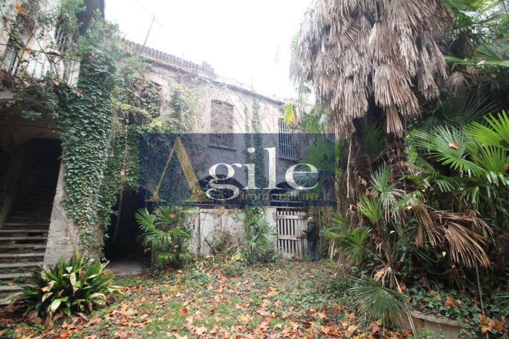 Villa plurilocale in vendita a Colli del Tronto - Villa plurilocale in vendita a Colli del Tronto