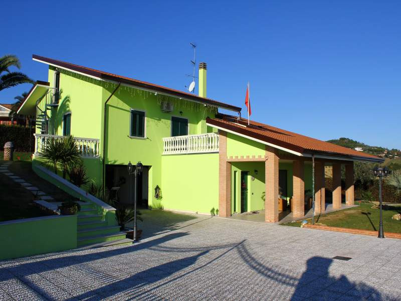 Villa plurilocale in vendita a Martinsicuro - Villa plurilocale in vendita a Martinsicuro