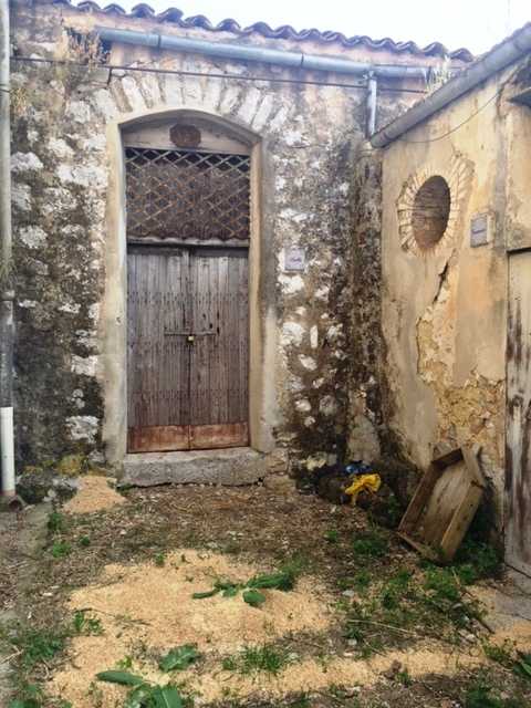 terreno residenziale in vendita a Ventimiglia di Sicilia