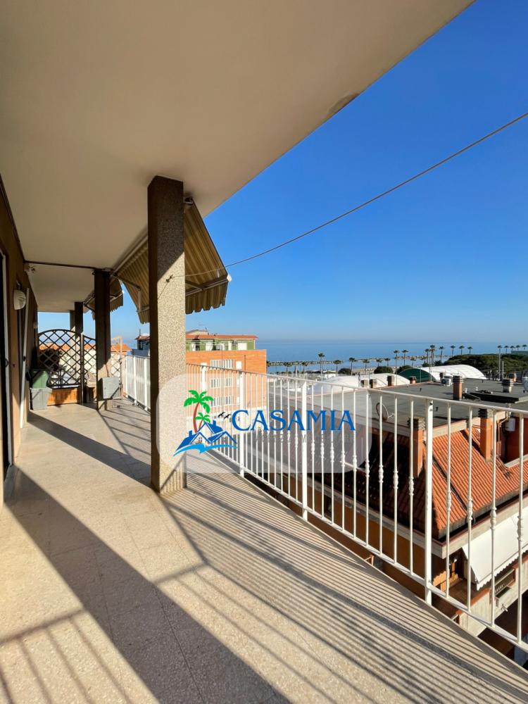 Appartamento plurilocale in vendita a cupra-marittima - Appartamento plurilocale in vendita a cupra-marittima