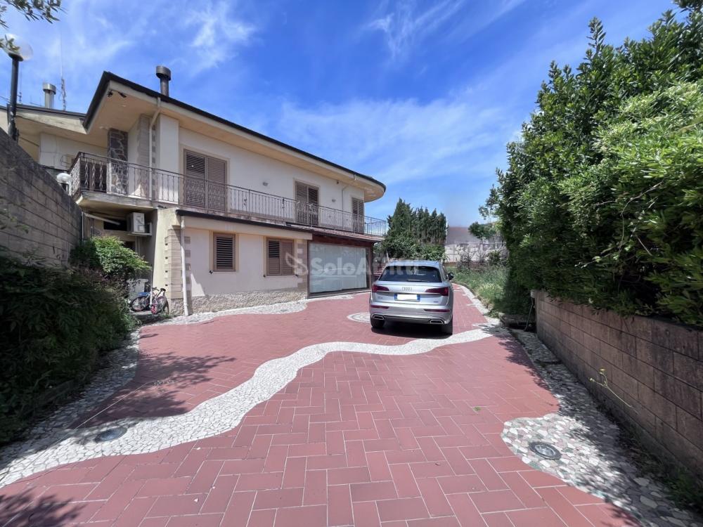 villa indipendente in affitto a Sant'elia