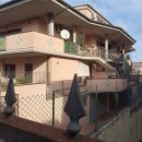 Appartamento trilocale in vendita a Ciampino