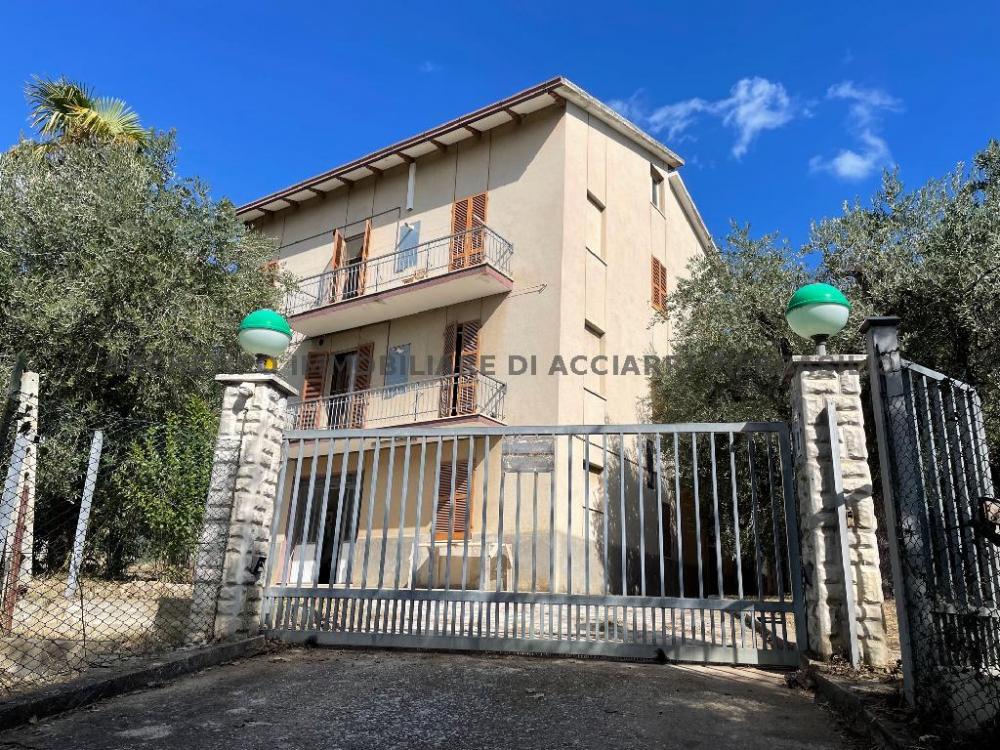 Casa plurilocale in vendita a Massignano - Casa plurilocale in vendita a Massignano