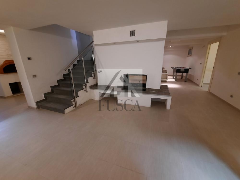 Villa indipendente plurilocale in vendita a capannori - Villa indipendente plurilocale in vendita a capannori