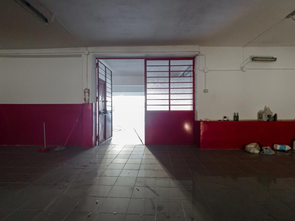 magazzino-laboratorio in vendita a Grugliasco