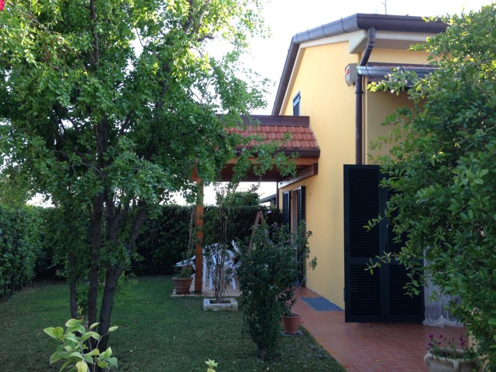 casa in vendita a Castelnuovo Magra
