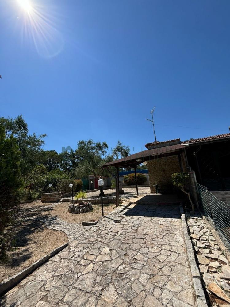 casa indipendente in vendita a Cassano delle Murge
