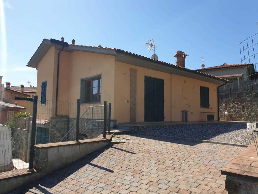 villa indipendente in vendita a Livorno