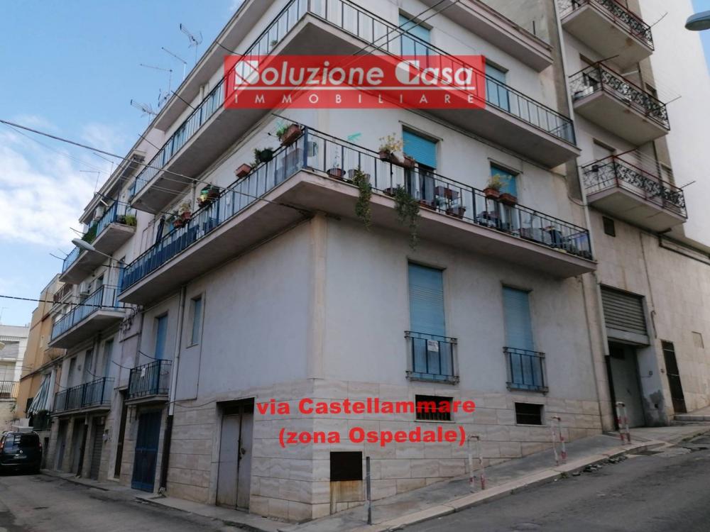 Appartamento trilocale in vendita a Canosa di Puglia - Appartamento trilocale in vendita a Canosa di Puglia