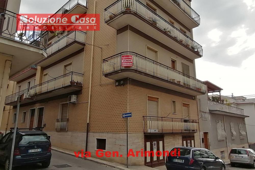 Appartamento quadrilocale in vendita a Canosa di Puglia - Appartamento quadrilocale in vendita a Canosa di Puglia