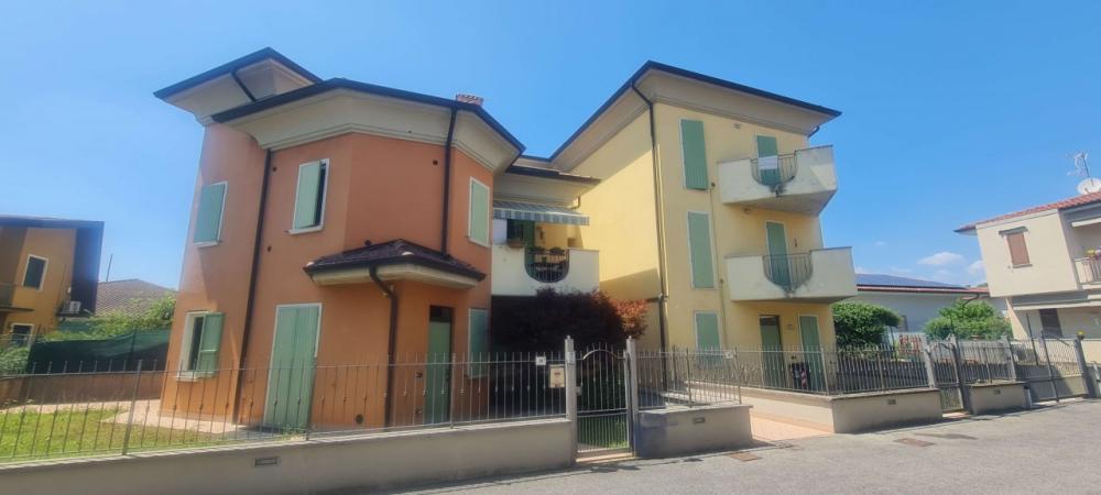 appartamento in vendita a Rovato