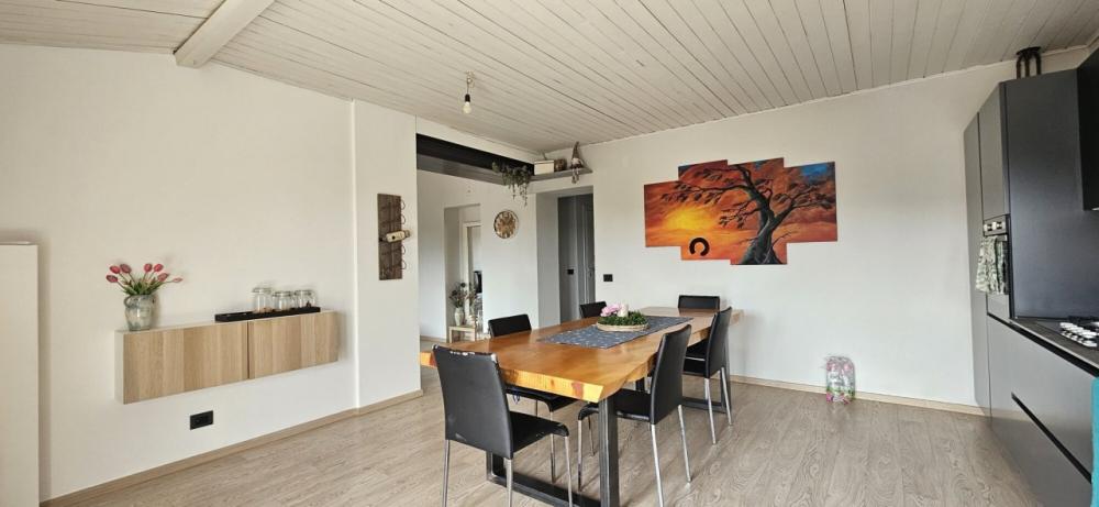 casa indipendente in vendita a Bedizzole in zona Piazza