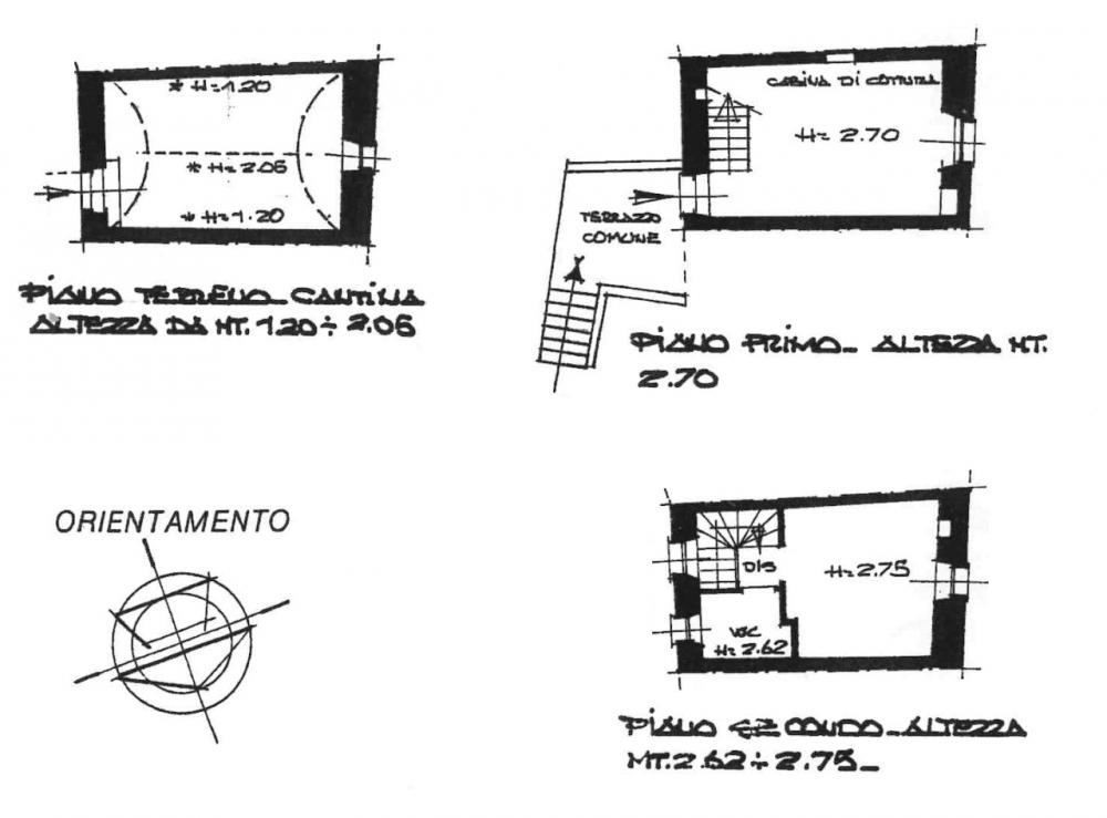 Stabile intero trilocale in vendita a varese-ligure - Stabile intero trilocale in vendita a varese-ligure