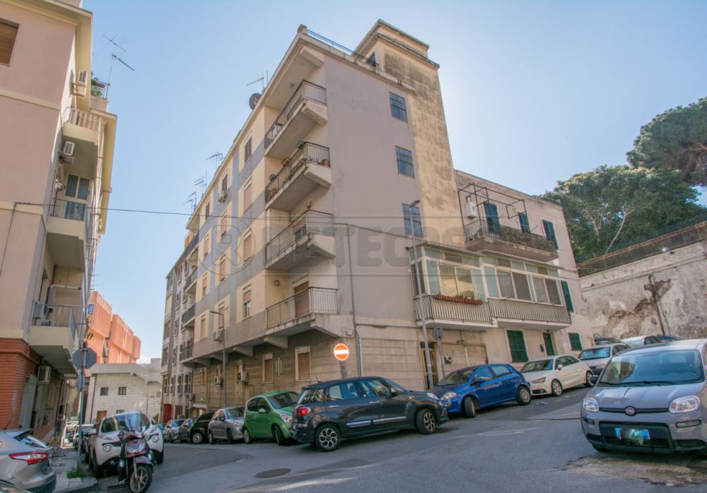 Appartamento quadrilocale in vendita a messina - Appartamento quadrilocale in vendita a messina